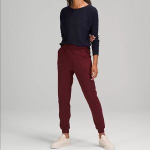 Lululemon Stretch High-Rise Jogger